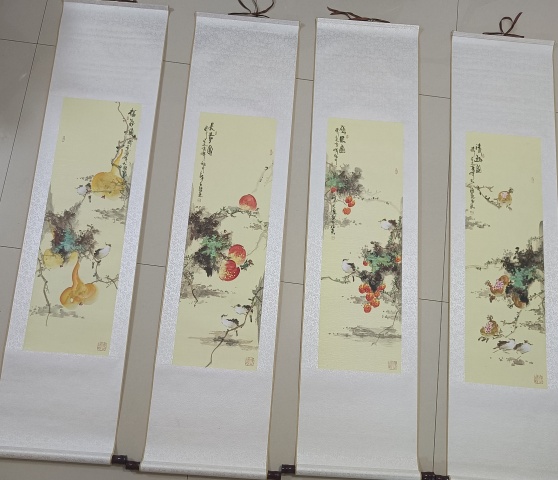 古玩字畫中美協天語老師精品花鳥四屏拍賣，當前價格800元