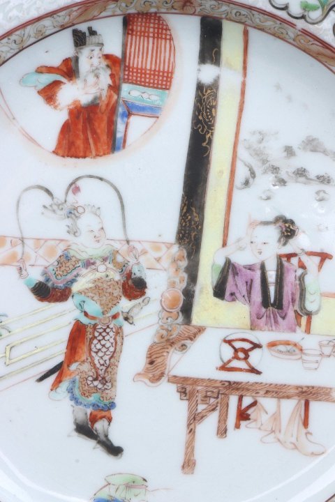 古玩陶瓷SJ-021】清雍正  粉彩鳳儀亭③國故事紋折沿盤拍賣，當(dāng)前價(jià)格30000元