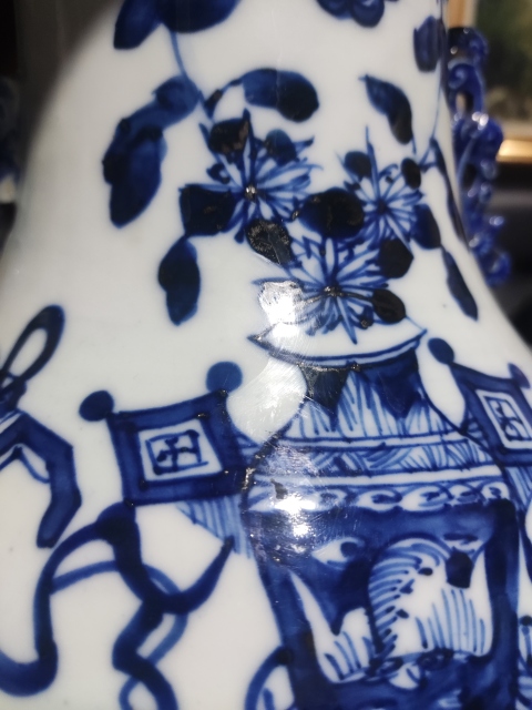 古玩陶瓷博古圖青花瓶拍賣，當前價格6666元