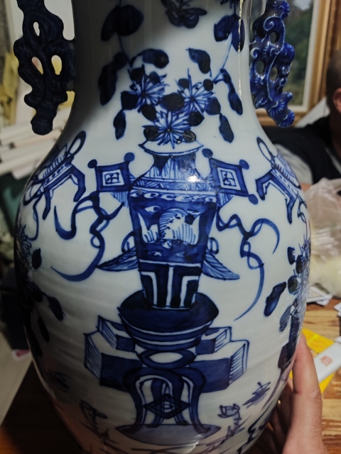 古玩陶瓷博古圖青花瓶拍賣，當前價格6666元