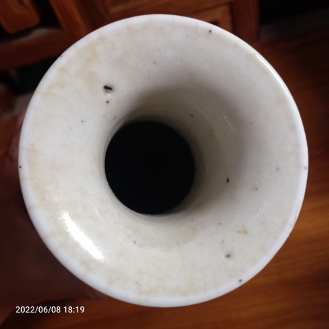 古玩陶瓷清代花卉紋青花觀音瓶拍賣,當(dāng)前價(jià)格1888元