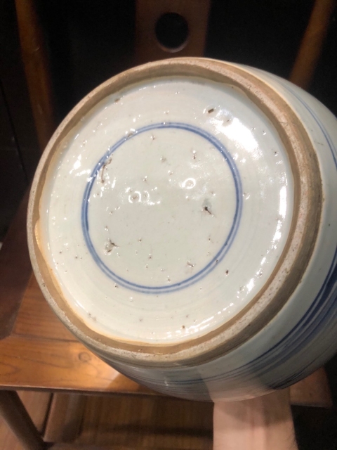 古玩陶瓷(新年放漏中)清-雍乾-青花山水風景人物罐拍賣,當前價格2460元