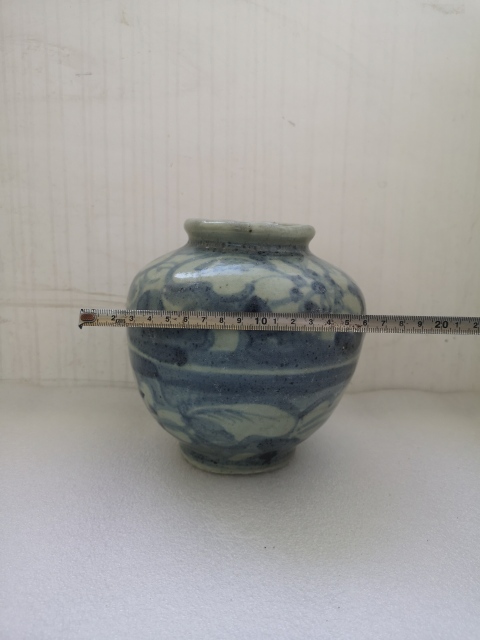 古玩陶瓷青花留白花卉紋罐拍賣,當前價格680元