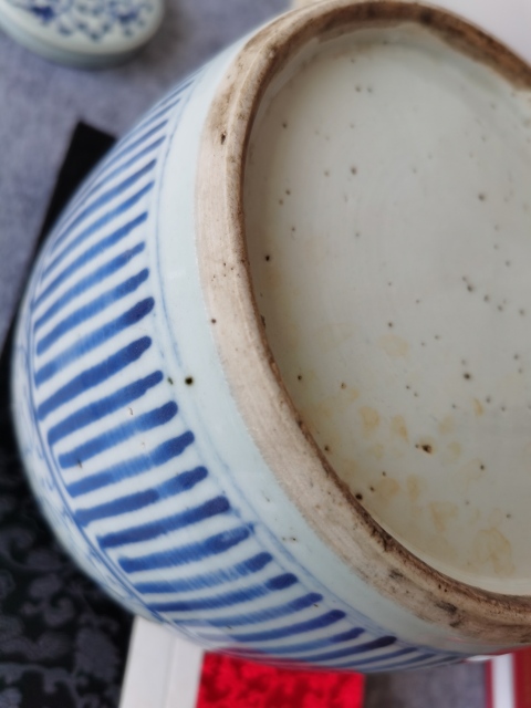 古玩陶瓷清乾隆花卉紋青花罐拍賣，當前價格1680元