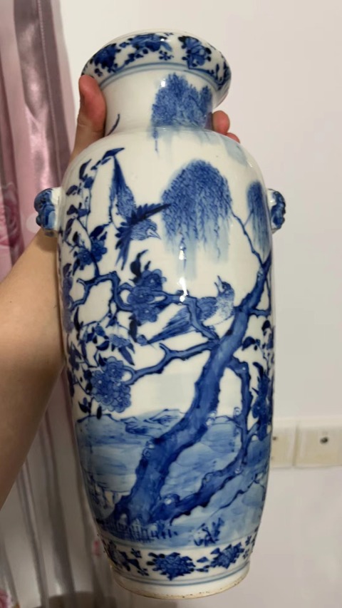 古玩陶瓷晚清青花花鳥紋獅耳洗口瓶拍賣,當前價格18000元