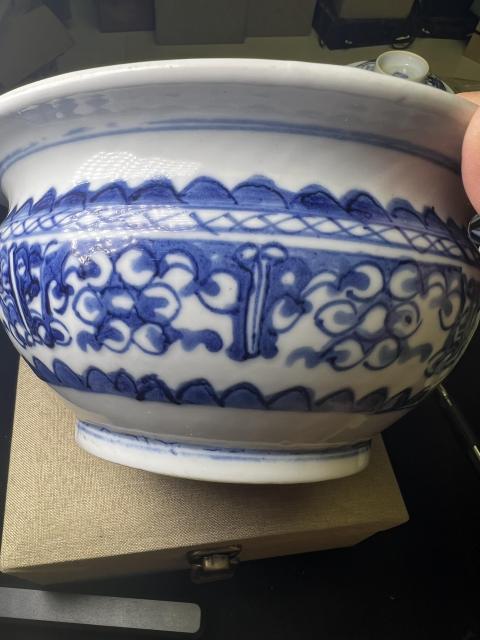 域鉴古玩】拐子龙纹青花香炉鉴定结果_拐子龙纹青花香炉真假鉴别