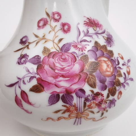 古玩陶瓷胭脂紅彩折枝花卉紋奶壺拍賣，當前價格1680元