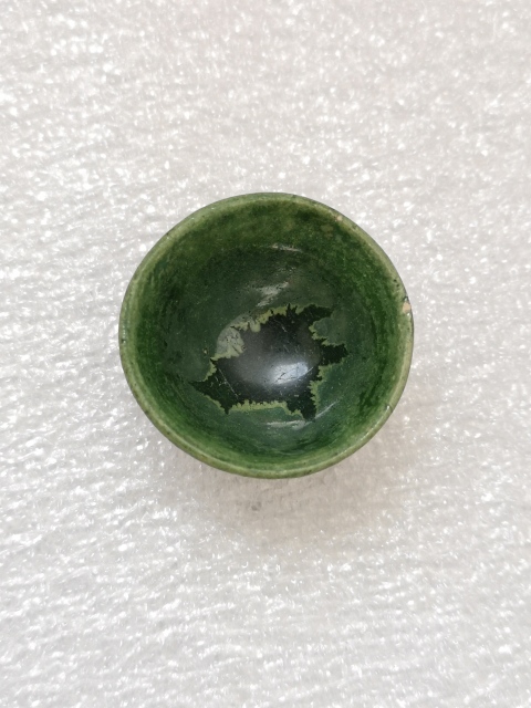 古玩陶瓷北方窯口綠釉小杯拍賣，當前價格580元