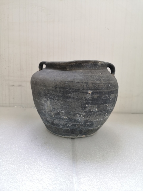 古玩陶瓷黑陶雙系罐拍賣,當(dāng)前價格450元