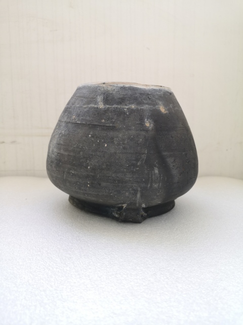 古玩陶瓷黑陶雙系罐拍賣,當(dāng)前價格450元