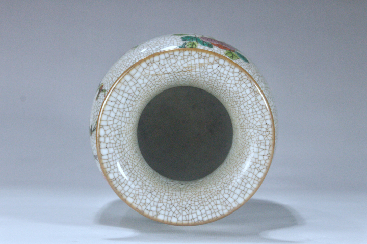 古玩陶瓷民國·哥釉五彩富貴呈祥燈籠瓶拍賣，當前價格3999元