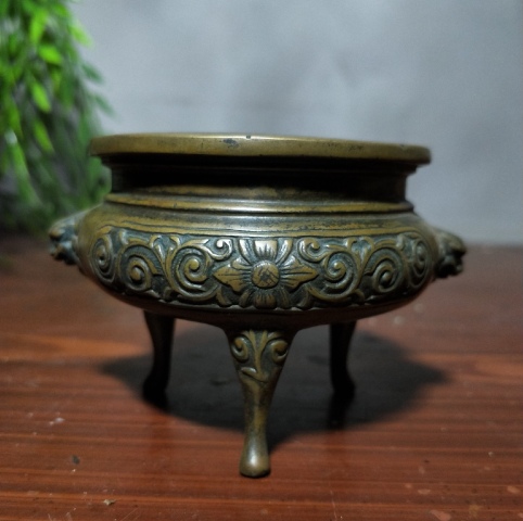 古玩銅器爐子拍賣,當前價格1999元