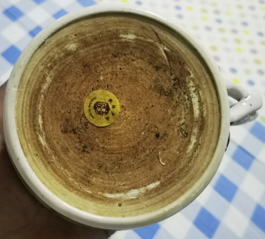 古玩陶瓷清乾隆 人物紋廣彩執(zhí)杯拍賣，當(dāng)前價(jià)格2000元