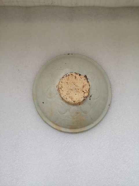 古玩陶瓷景德鎮窯系青白釉刻仰蓮紋斗笠碗拍賣,當前價格750元