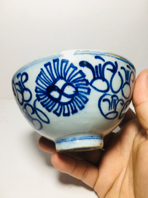 古玩陶瓷（清中早期）青花花卉紋碗拍賣，當前價格0元