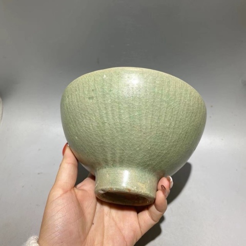 古玩陶瓷宋元:金繕龍泉碗拍賣,當前價格1980元