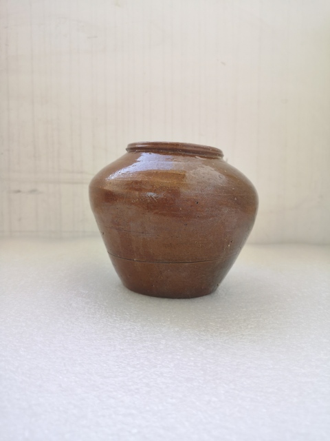 古玩陶瓷紅陶黃釉罐拍賣，當(dāng)前價(jià)格680元