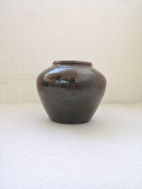 古玩陶瓷紅陶黃釉罐拍賣，當(dāng)前價(jià)格680元