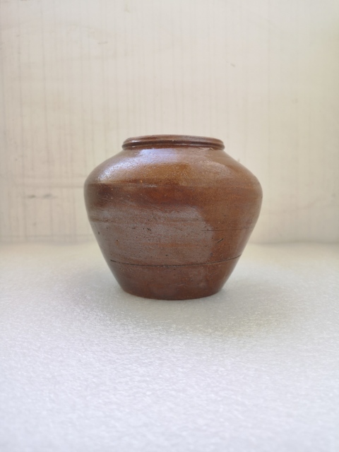 古玩陶瓷紅陶黃釉罐拍賣，當(dāng)前價(jià)格680元
