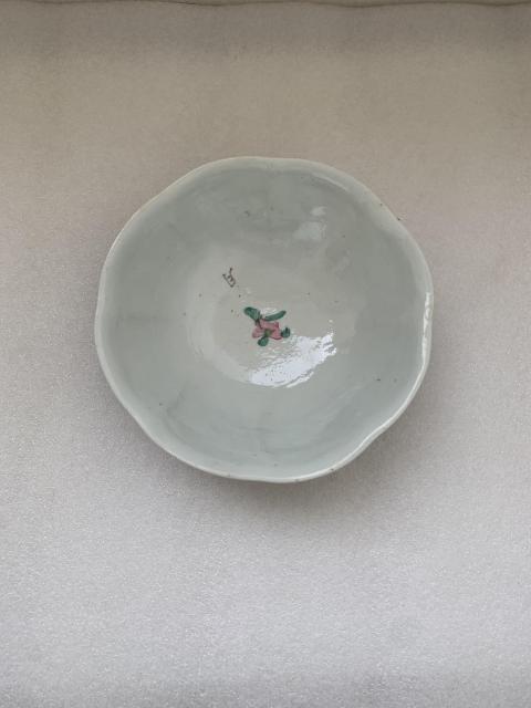 古玩陶瓷粉彩花鳥詩文葵口碗拍賣,當前價格260元