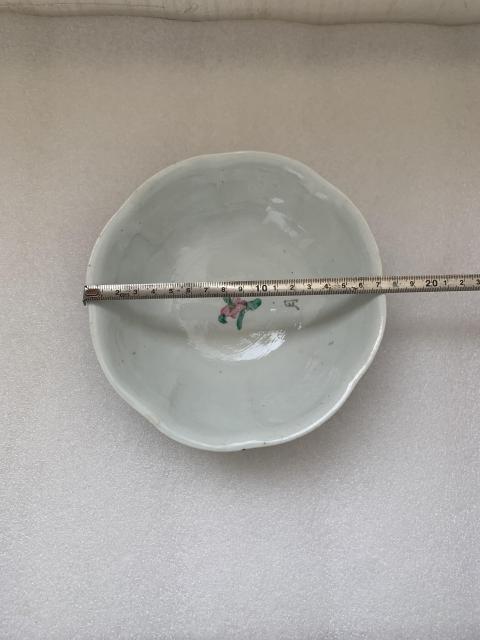 古玩陶瓷粉彩花鳥詩文葵口碗拍賣,當前價格260元