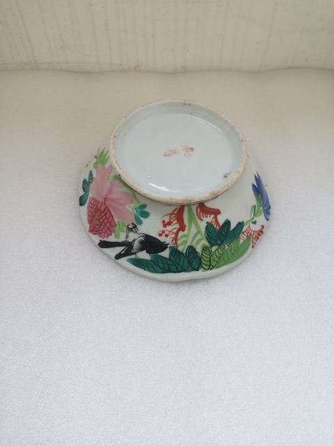 古玩陶瓷粉彩花鳥詩文葵口碗拍賣,當前價格260元