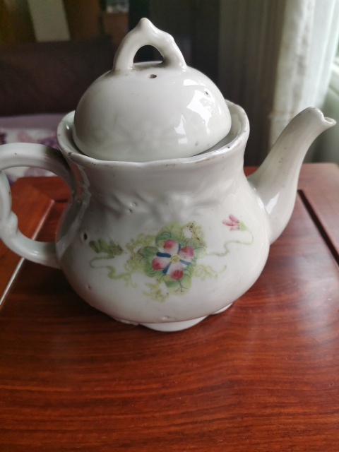 古玩陶瓷花卉紋執壺拍賣,當前價格450元