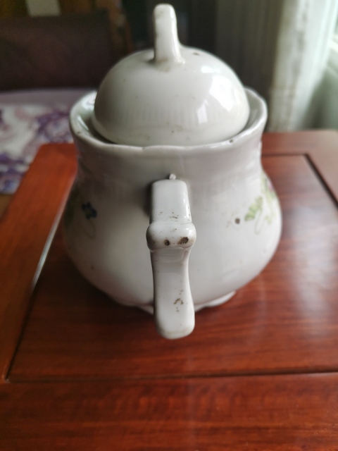 古玩陶瓷花卉紋執壺拍賣,當前價格450元