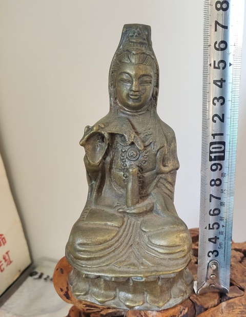 古玩雜項(xiàng)民國(guó)銅觀音拍賣，當(dāng)前價(jià)格398元