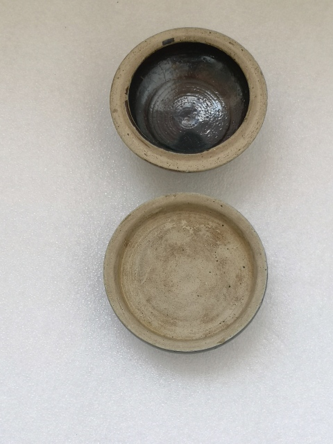 古玩陶瓷明末清初磁州窯黑釉蓋盒拍賣,當前價格550元
