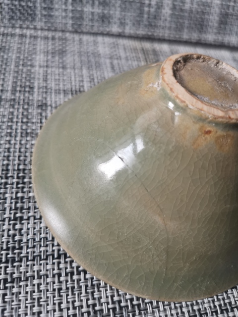 古玩陶瓷耀州青瓷斗笠盞拍賣，當(dāng)前價(jià)格2400元
