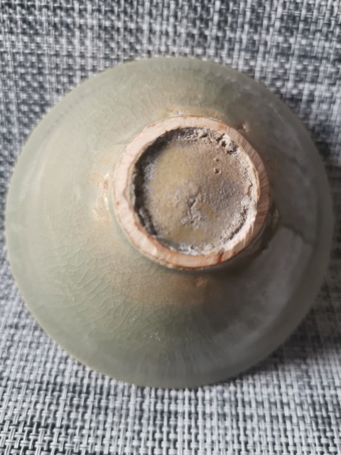 古玩陶瓷耀州青瓷斗笠盞拍賣，當(dāng)前價(jià)格2400元