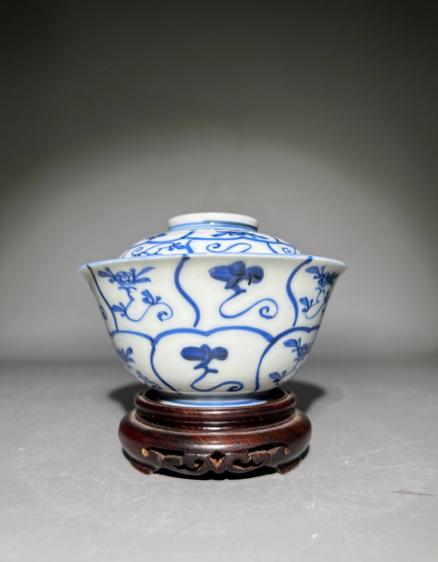 古玩陶瓷精品青花靈芝紋蓋碗拍賣,當前價格4888元