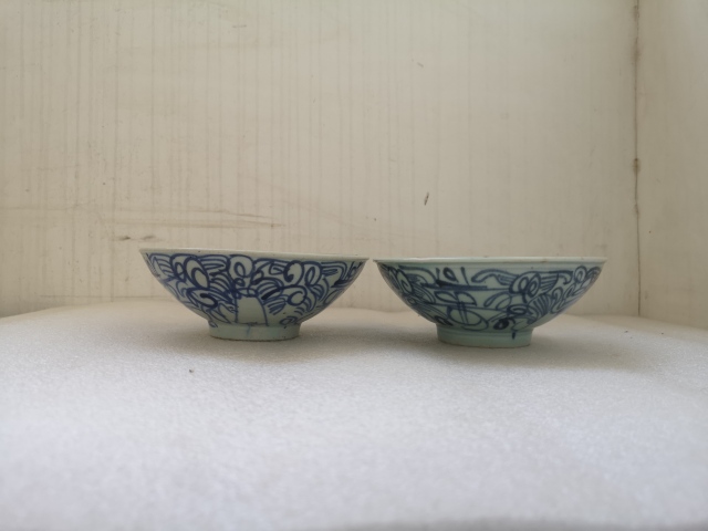 古玩陶瓷淡描青花花卉喜字碗拍賣，當前價格450元