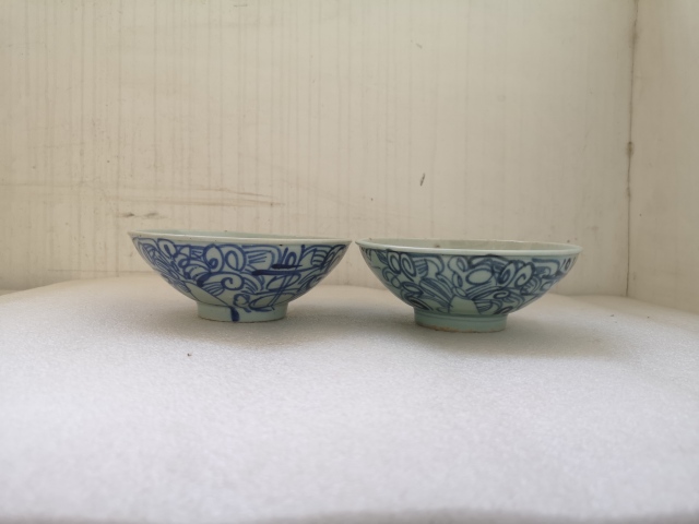 古玩陶瓷淡描青花花卉喜字碗拍賣，當前價格450元