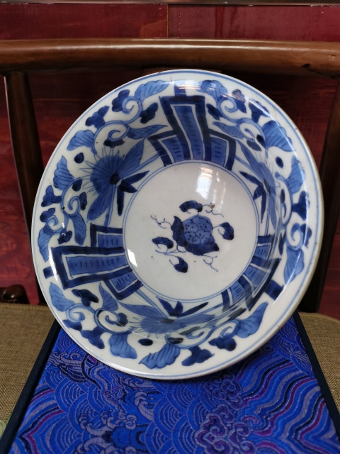 古玩陶瓷【已售】精美大碗】晚清民國花卉紋青花碗拍賣,當前價格550元