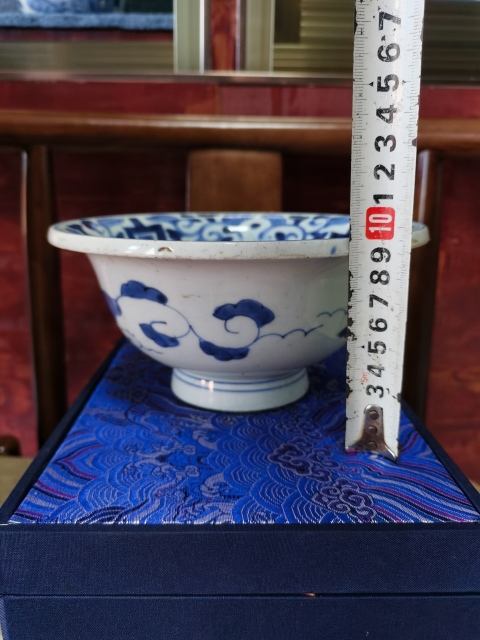 古玩陶瓷【已售】精美大碗】晚清民國花卉紋青花碗拍賣,當前價格550元