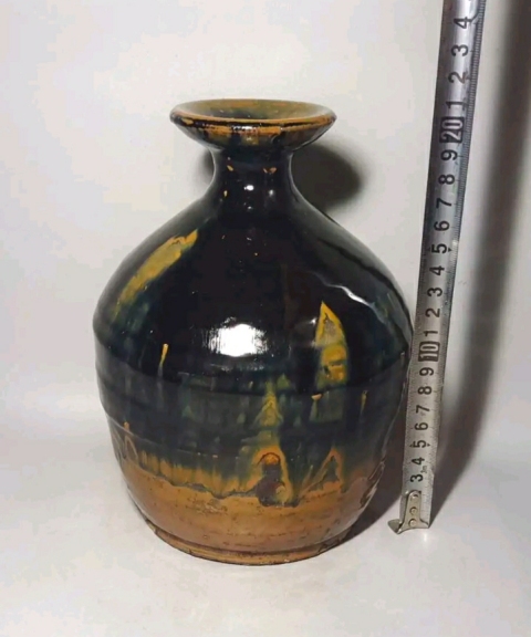 古玩陶瓷清代磁州窯黑釉撇口瓶拍賣(mài),當(dāng)前價(jià)格2698元