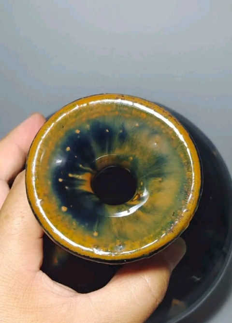 古玩陶瓷清代磁州窯黑釉撇口瓶拍賣(mài),當(dāng)前價(jià)格2698元
