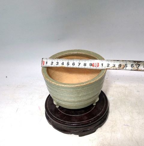 古玩陶瓷青釉弦紋三足香爐拍賣，當前價格7600元