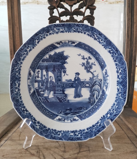 古玩陶瓷青花人物故事紋八方倭角折沿盤拍賣，當前價格2888元