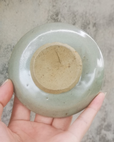 古玩陶瓷龍泉窯青瓷刻壽字托盤拍賣,當前價格999元