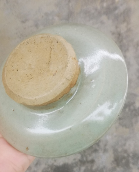 古玩陶瓷龍泉窯青瓷刻壽字托盤拍賣,當前價格999元