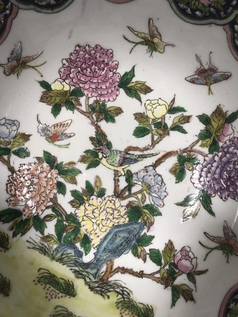 古玩陶瓷平臺保真花鳥蝶紋彩繪大碗拍賣，當(dāng)前價格2600元