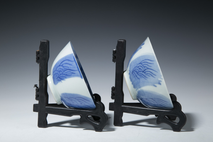 古玩陶瓷清晚·青花龍馬紋小碗一對拍賣，當前價格5800元