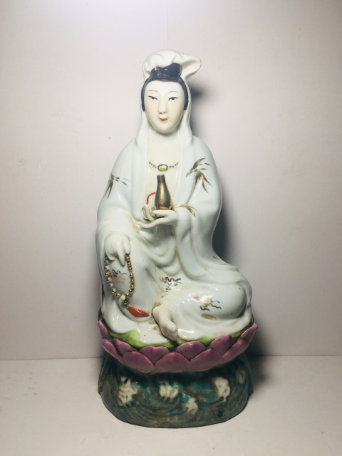 古玩陶瓷觀音塑像拍賣,當前價格0元