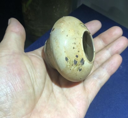 古玩陶瓷隋唐長沙窯點彩文房水盂拍賣，當前價格5800元
