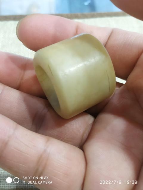古玩玉器晚清玉扳指拍賣,當(dāng)前價(jià)格1688元