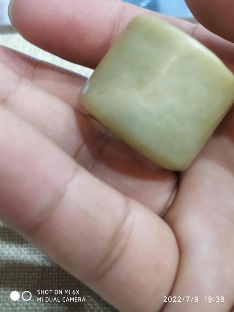 古玩玉器晚清玉扳指拍賣,當(dāng)前價(jià)格1688元