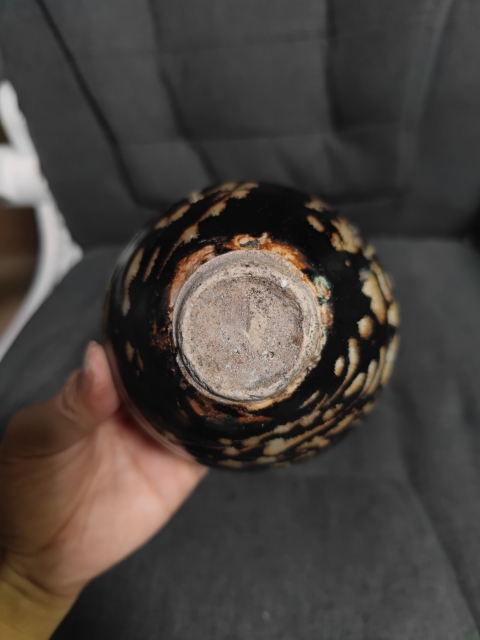 古玩陶瓷宋代吉州窯剪紙貼花盞拍賣，當(dāng)前價(jià)格9999元